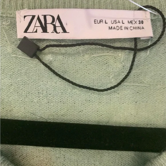 NWOT Women’s Zara Sweater - Picture 6 of 9